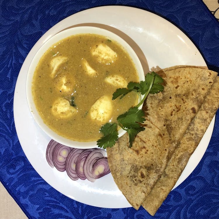 Daba Special Egg Masala Curry image