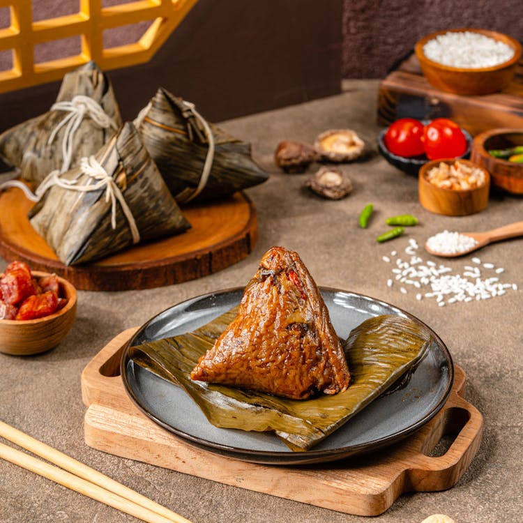Bacang - Sticky Rice Dumpling Stuffed with Spicy Chicken image